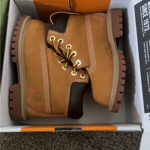 Timberland Classic Brown Boots